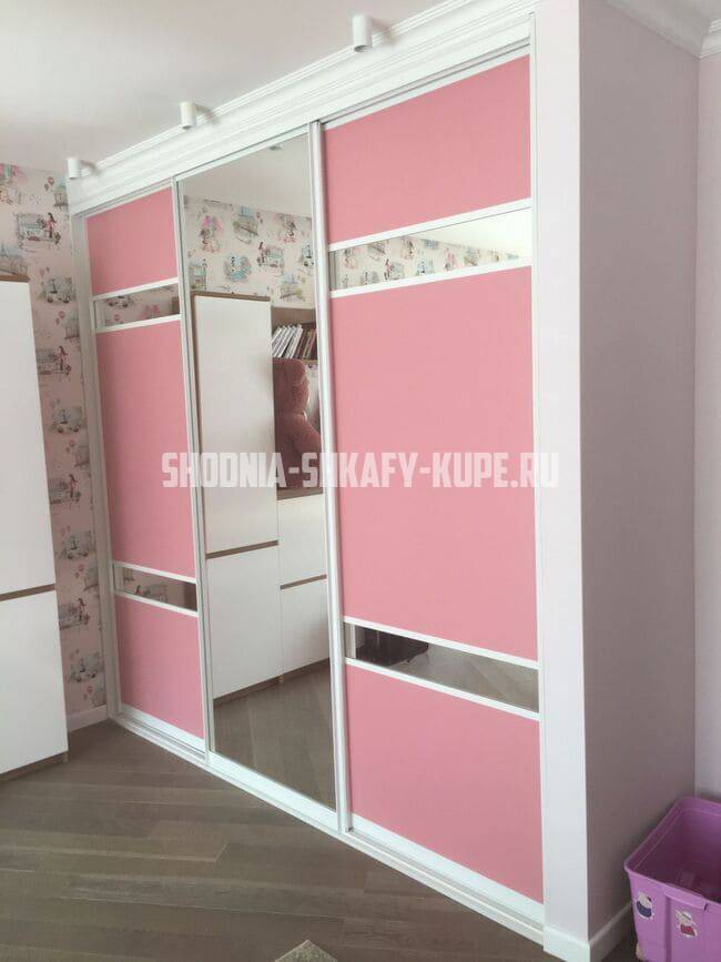 Встроенные шкафы-купе Сходня
