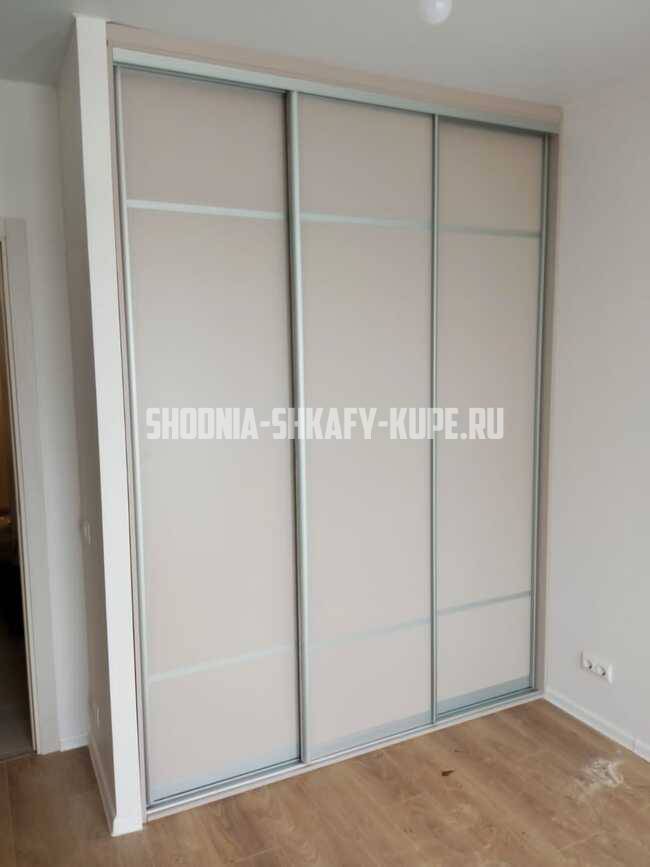 Встроенные шкафы-купе Сходня
