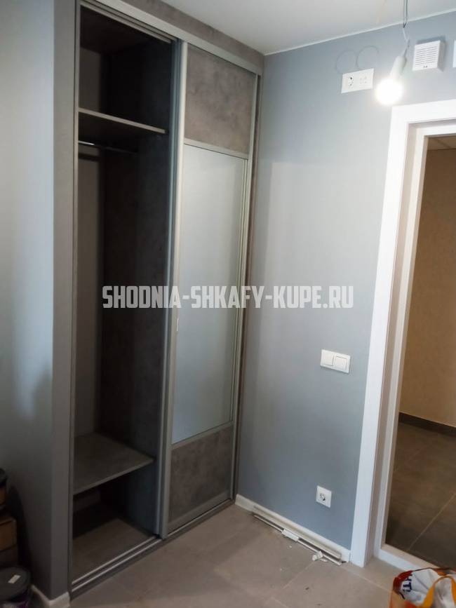 Шкафы для прихожей Сходня